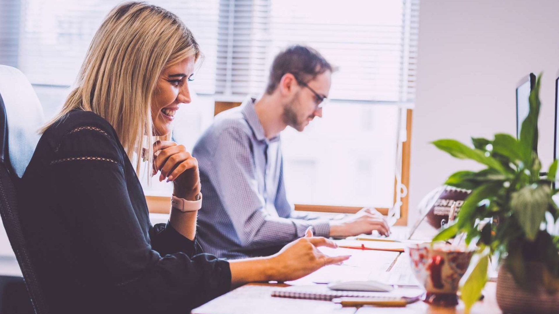 Managed email marketing agency jarrang contact us hero